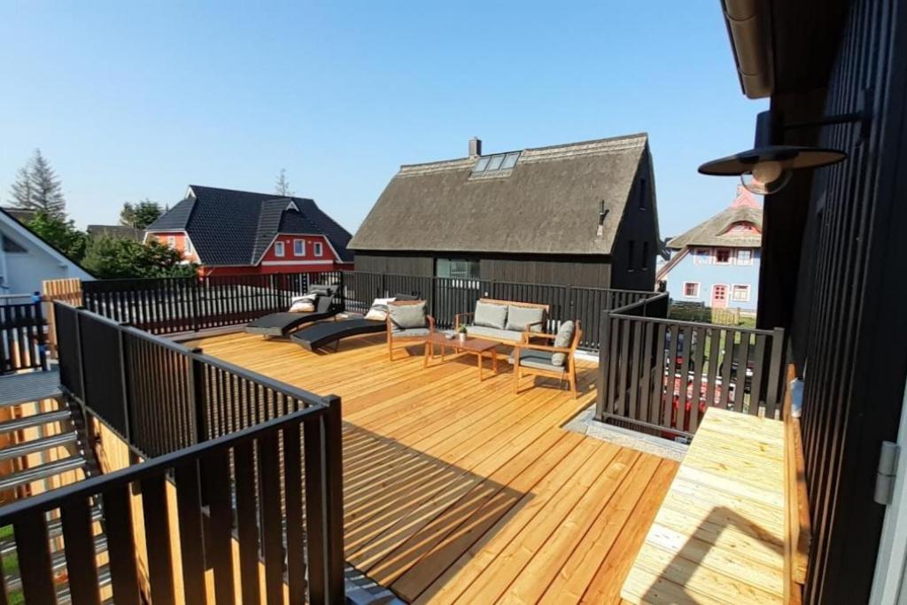 Fh Magnolia Fuer 12 Pers. Mit Terrasse + Dachterasse Villa Born Exterior photo